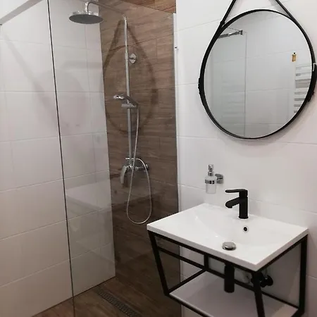 Apartament U Krzyzaka Lägenhet